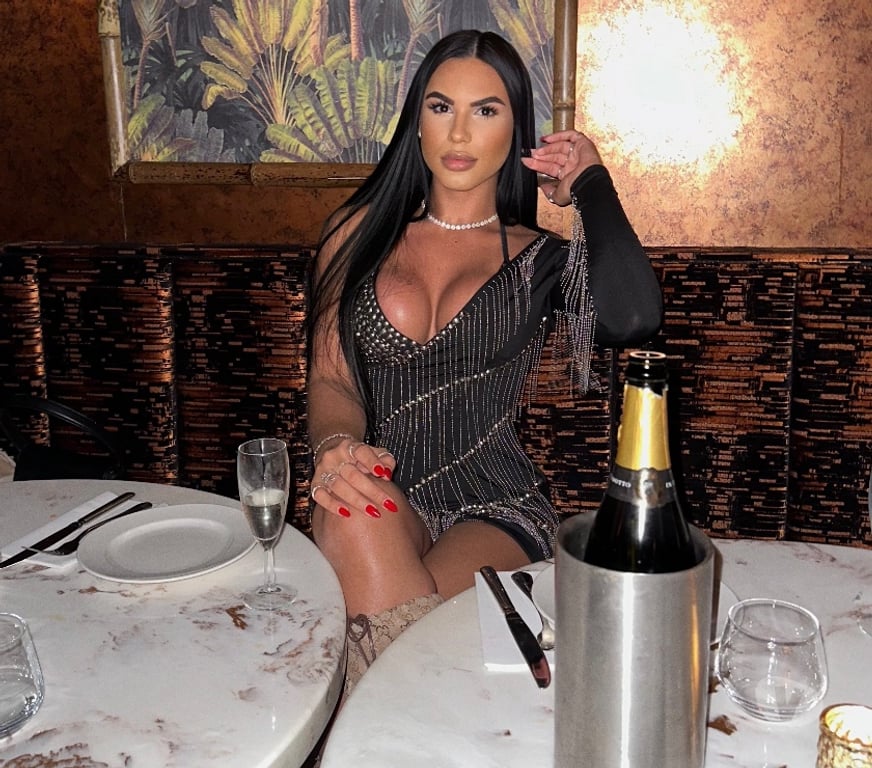 Trans Escorts Greater Manchester Manchester - Photos for Stunning Brazilian TS mode!!! FIRST CLASS CAROL MATOS!!