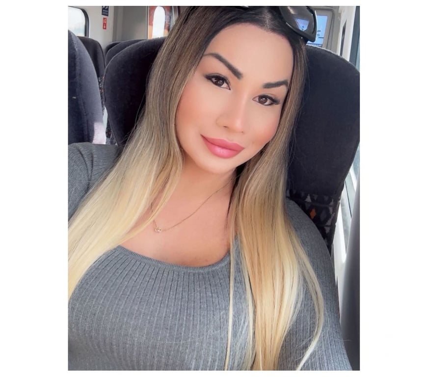 Trans Escorts Hertfordshire St. Albans - Photos for NAUGHTY BRAZILIAN VICK PORNOSTAR ♨️ HOT TRANSEXUAL😈