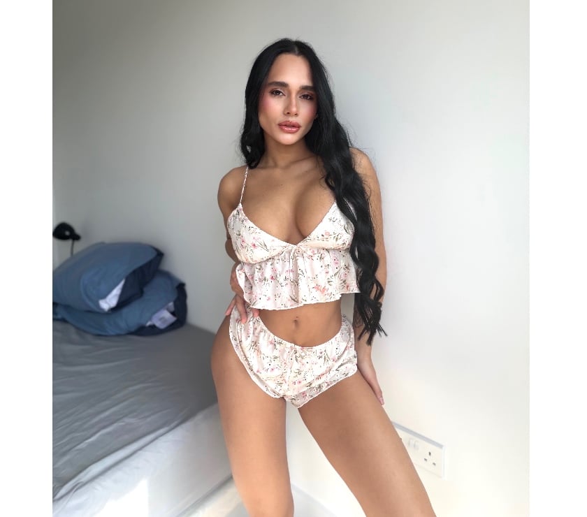 Escorts East London Bow - East London - Photos for 🍒 LARA BRUNETTE PARTY 🍒