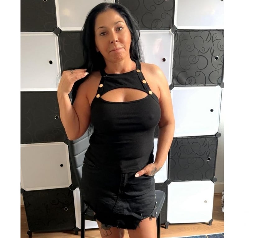 Escorts Belfast Ormeau - Belfast - Photos for Brunette Lady 😘HOT 🔥BEST SERVICE 💯💯💯