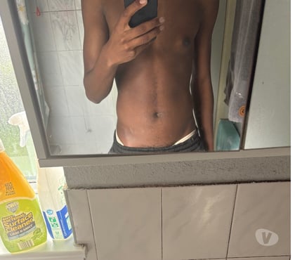  Escorts Aylestone Leicester - Photos for New Male escort in town