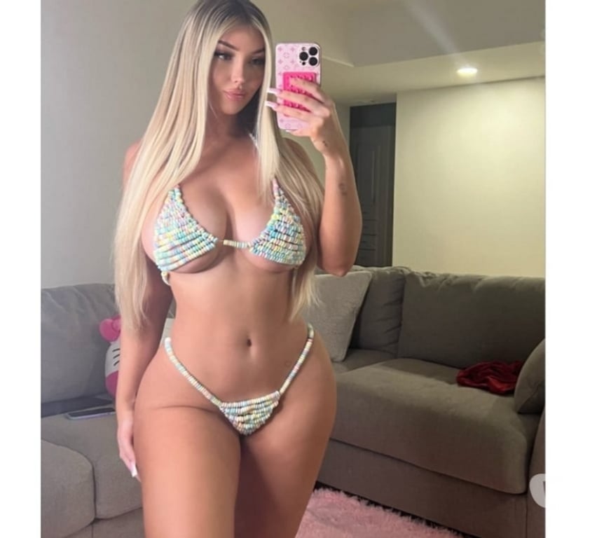 Escorts Essex Basildon - Photos for YAYLA PARTY GIRL🔥