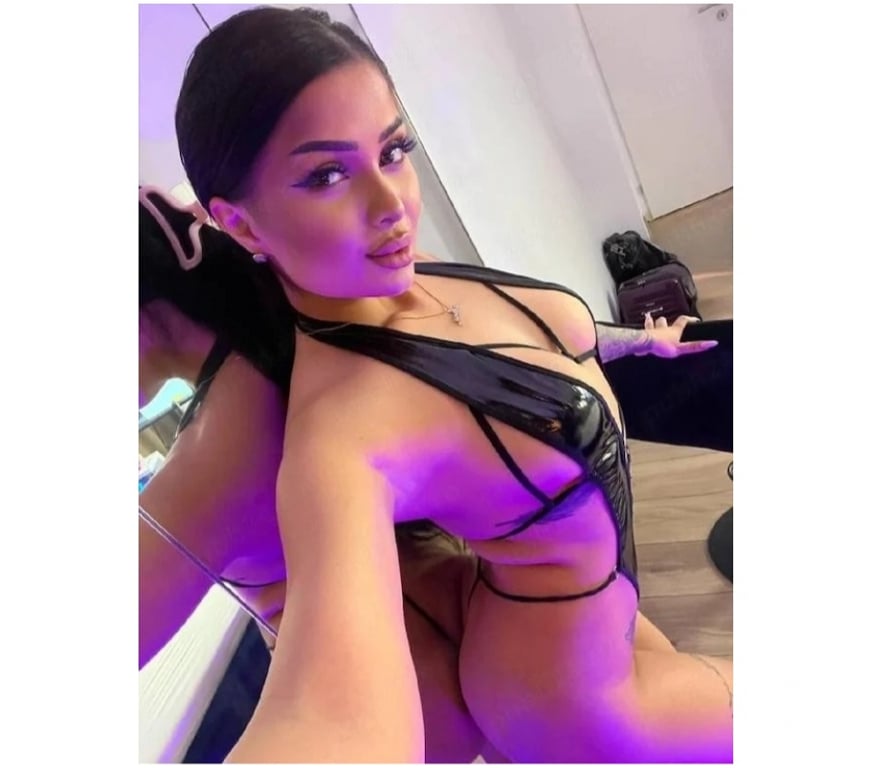 Escorts Glasgow Gorbals - Glasgow - Photos for Shopia ❤️❤️❤️❤️❤️