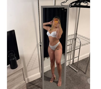  Escorts Bolton City Centre Bolton - Photos for 🇧🇷Nicol New Girl, Love Party, GFE🥳24 hours📞
