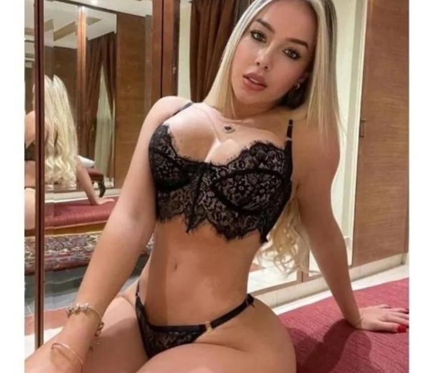 Escorts Ipswich Town Centre Ipswich - Photos for 🥳Latina Mila👙🫦Party Girl Best in Town💯