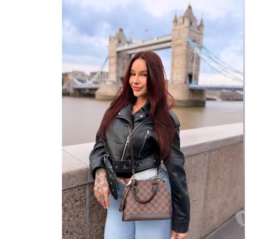 Escorts East London Canary Wharf - East London - Photos for JENNY HOTGIRL 🇧🇷 Canary Wharf