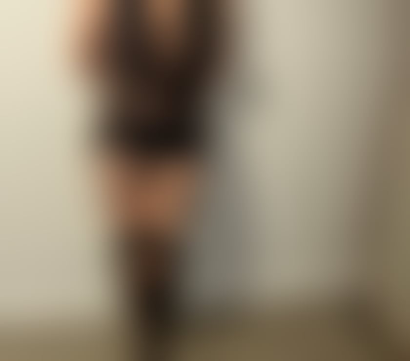  Escorts & Erotic Massage Uxbridge Hillingdon - Photos for Ariana brazilian blonde 💯 hot 🔥