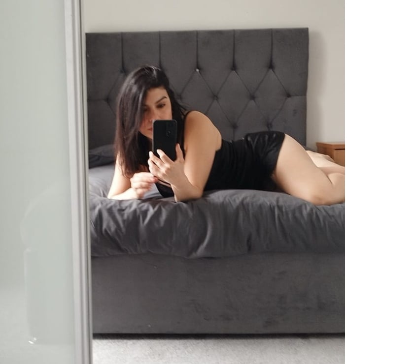 Escorts East London Canary Wharf - DLR Station - East London - Photos for New in this aérea