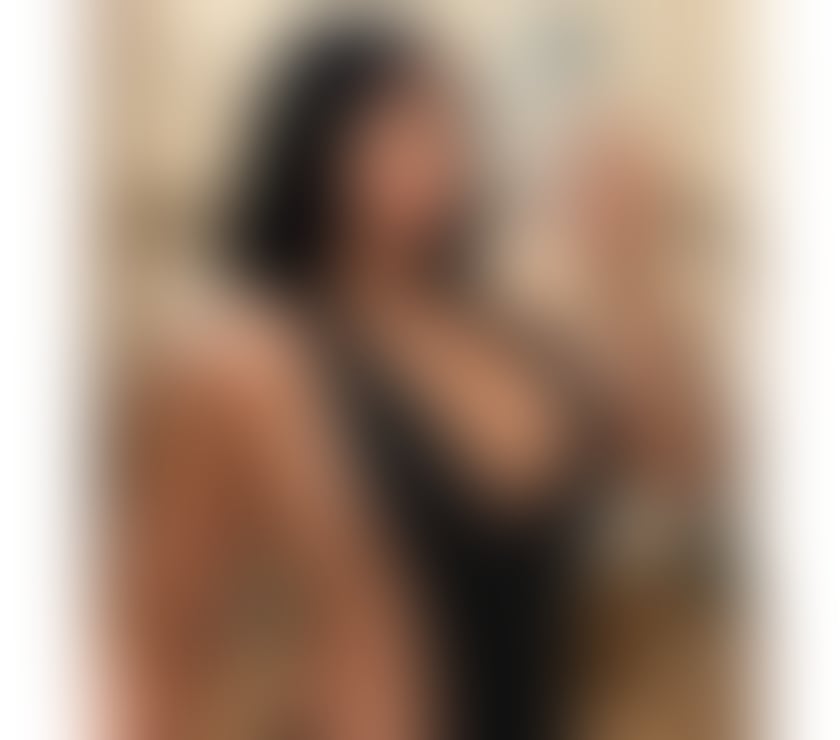 naughty scarlet 💦🍑 BIG BOOBS AND BOOTY 🥵