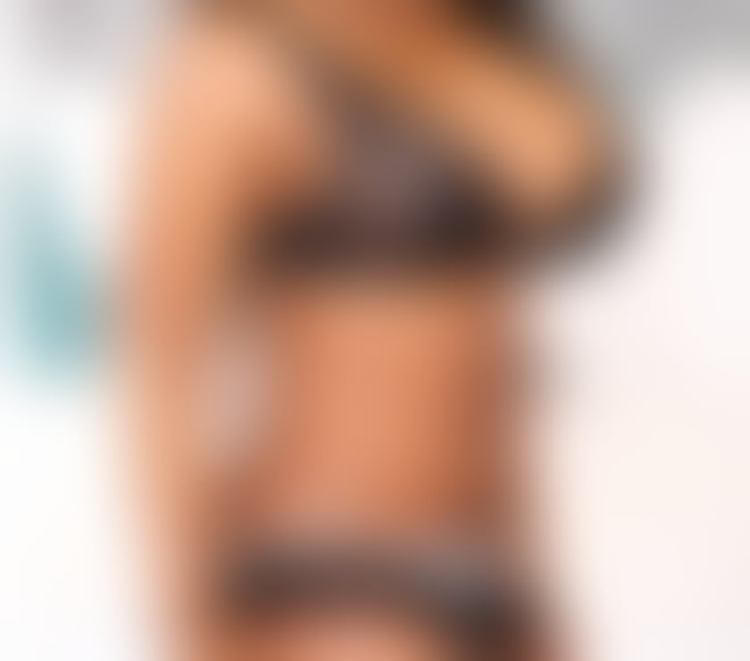 Escorts South West London Sutton - Photos for new super busty north American girl in town. xo