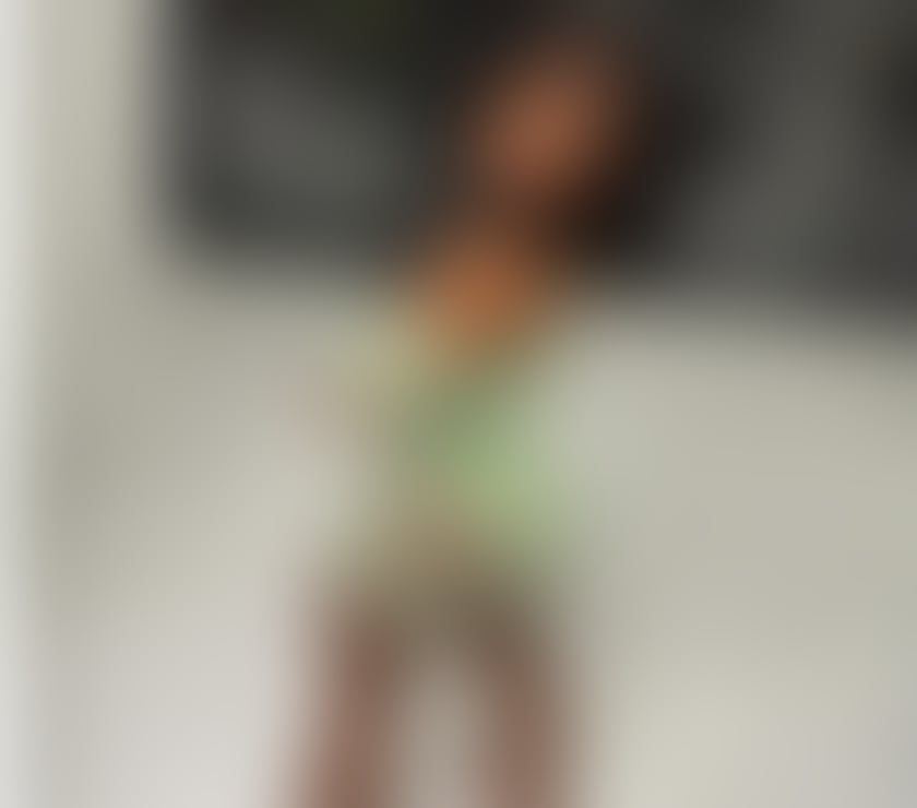 Alondra Hot and horny black girl 🥰