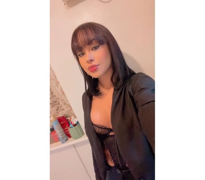 Escort Enfield Wash Enfield - Photos for BELLA 🇧🇷HOT BRAZILIAN 🔞🔥 Girl's party 🔥