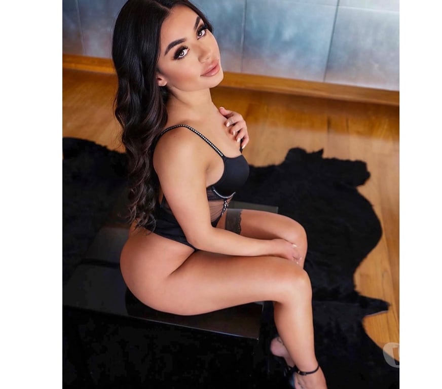 Escorts Hampshire Rushmoor - Photos for NEW COLOMBIAN 🇨🇴 SWEET & HOT ❤️
