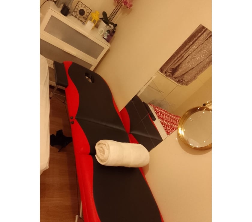Escorts Ealing Northolt - Ealing - Photos for Hi Gentlemen I’m Amanda nice massages 💆