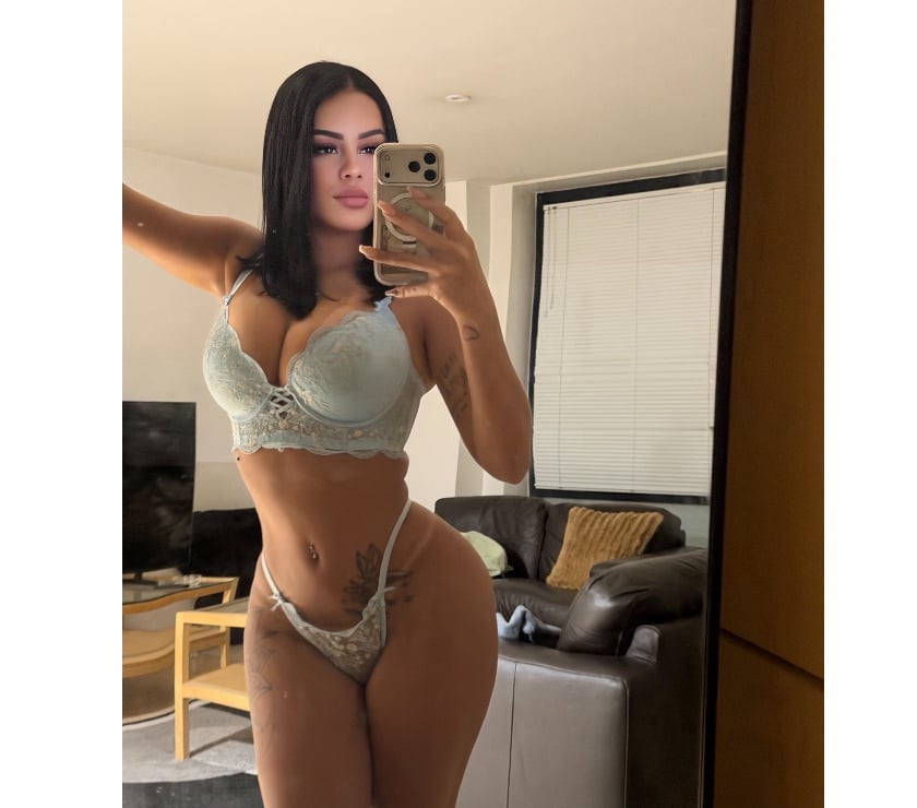 Escorts Wandsworth South West London - Photos for LOVELY JÚLIA BRAZILIAN NEW IN TOWN 💕🇧🇷