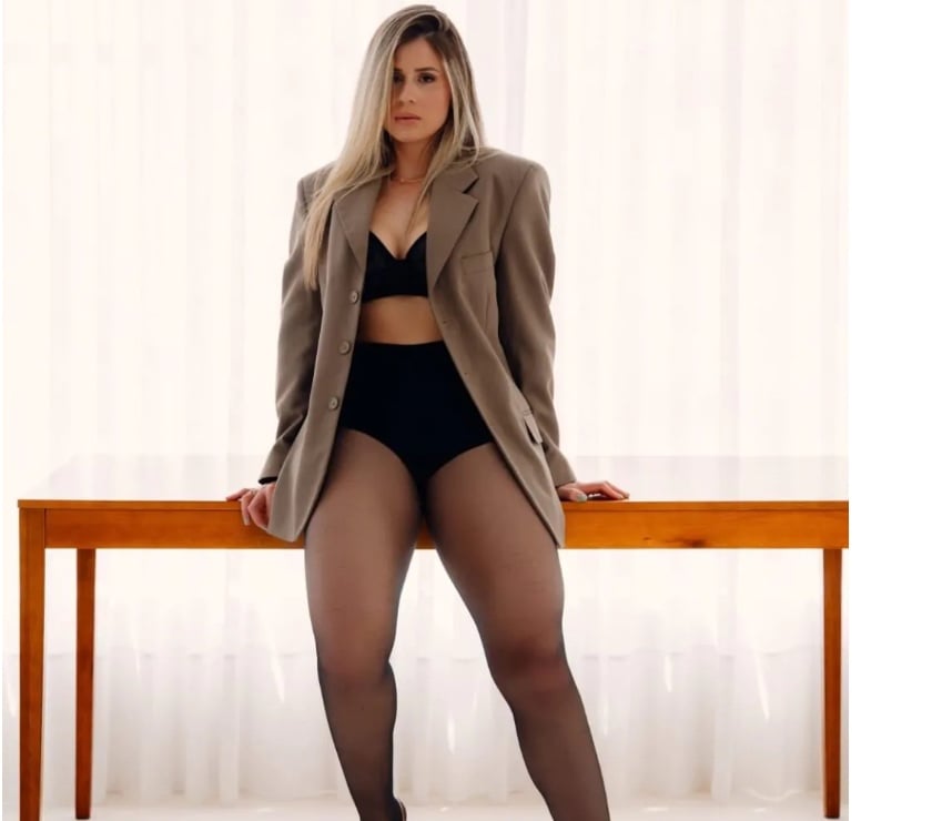 Escorts Grays Thurrock - Essex - Photos for ANA PARTY GIRL IN GRAYS ♥️♥️♥️