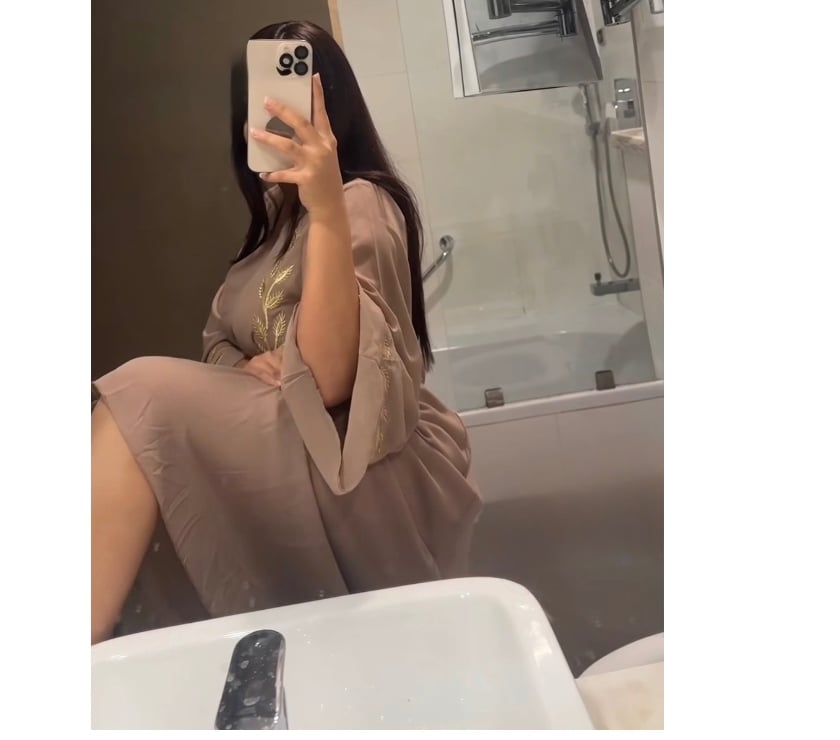 Escorts West Midlands Birmingham - Photos for OUTCALLS ONLY(British Indian Hijabi Goddess(GFE+ content)