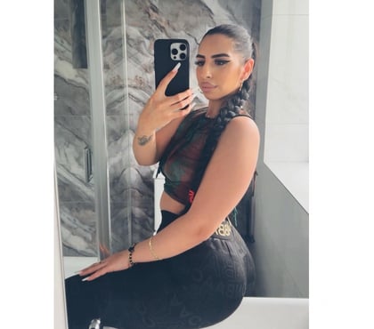 Escorts Greenwich South East London - Photos for Naughty🩵Outcall🩵Yasemine 🩵Party🍾