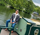 Canning Town - East London — Looking for girls for date