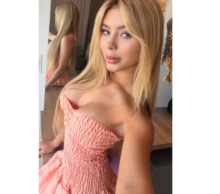 Escorts Edinburgh Edinburgh - Edinburgh - Photos for 🩷🍭PENELOPE BEST BRAZILIAN GFE🔥NO RUSH