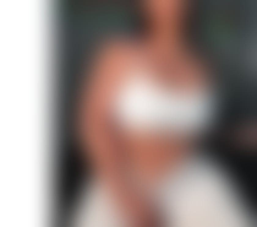 Escorts North London Haringey - Photos for PARTY CURVY IN TURNPIKE LANE