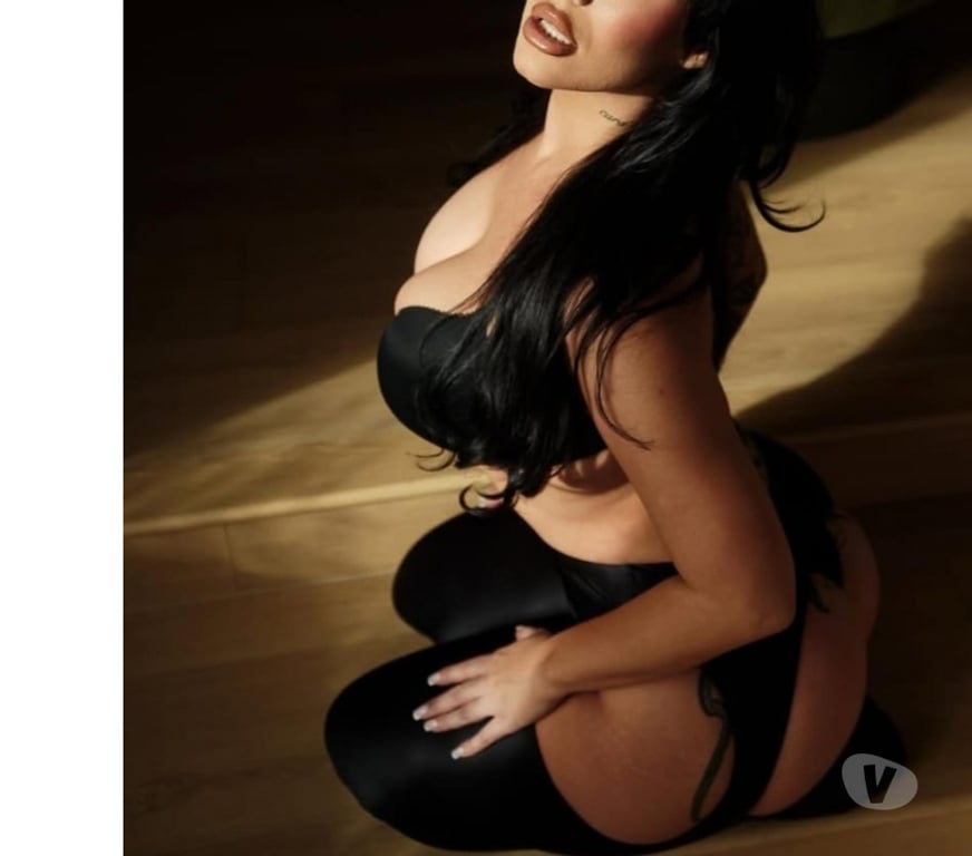 Escorts North London Haringey - Photos for PARTY CURVY IN TURNPIKE LANE