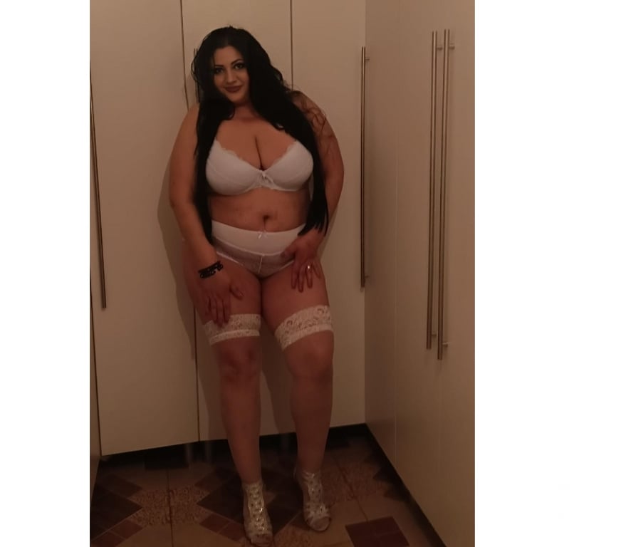 Escorts Leicestershire Leicester - Photos for Angelina New😍Big Beautiful lady here first time💋BBW