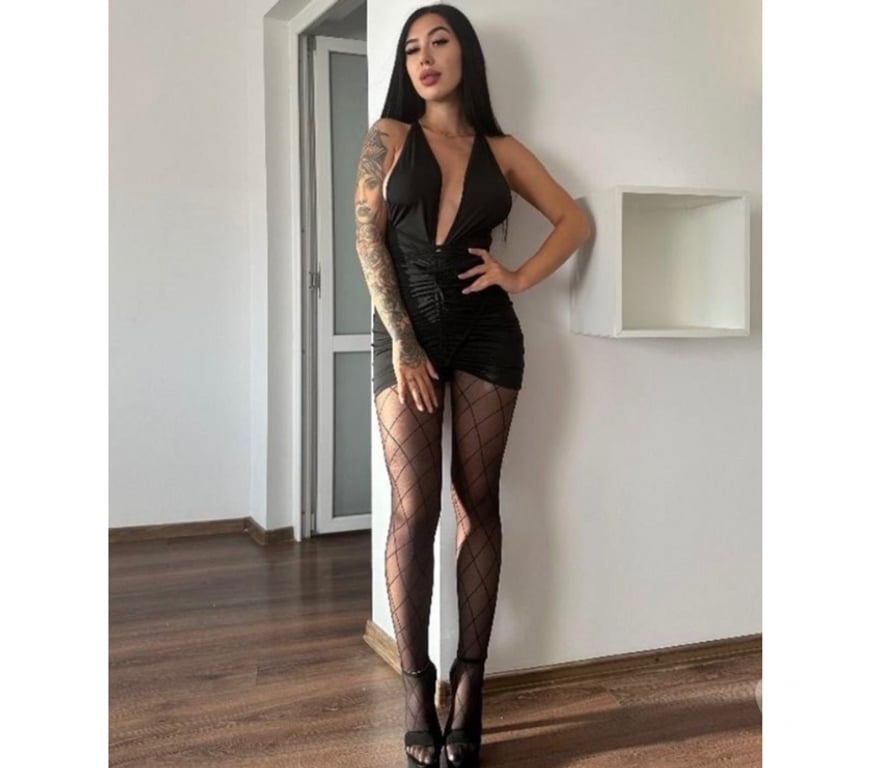Escorts Warwickshire Warwick - Photos for ALICE🔥 SEXY PARTY GIRL🔥 NO RUSH 🔥NAUGHTY GIRL🔥