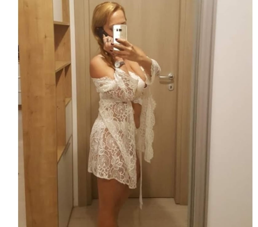 Escorts West Yorkshire Leeds - Photos for Bella GFE SEXY BLOND GIRL PARTY GIRL
