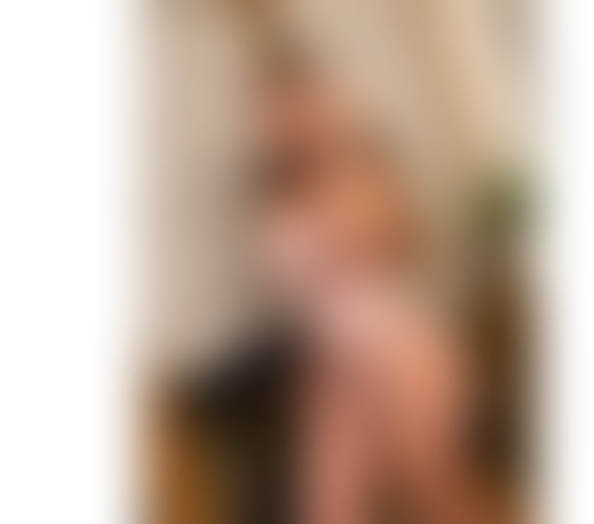 Escorts Loughton Epping Forest - Photos for HOT Bella Brazilian best service🇧🇷 party girl