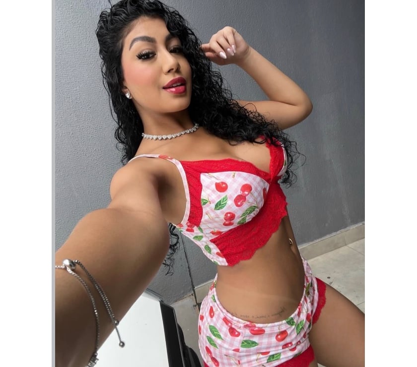 Escorts South East London Bankside - South East London - Photos for 🔥 CURLY, SEXY AND FULL OF CHARM ❤️‍🔥