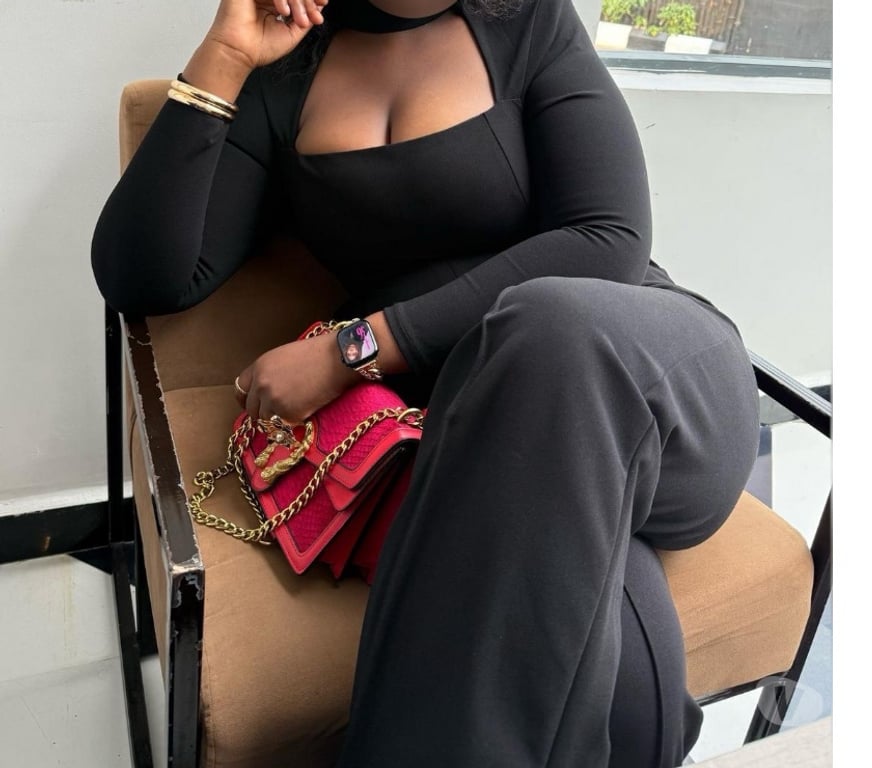 Escorts East London Gants Hill - East London - Photos for Tall, thick, beautiful Black lady based in Ilford.