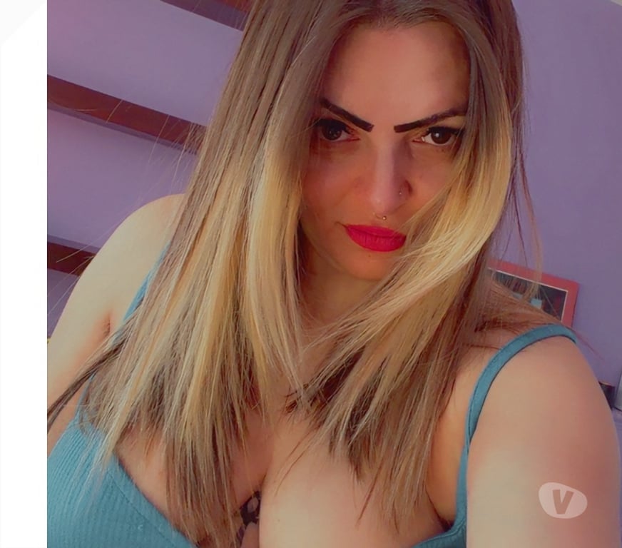 Escorts West Yorkshire Leeds - Photos for 2 hot girls in town 100 % GENUINE