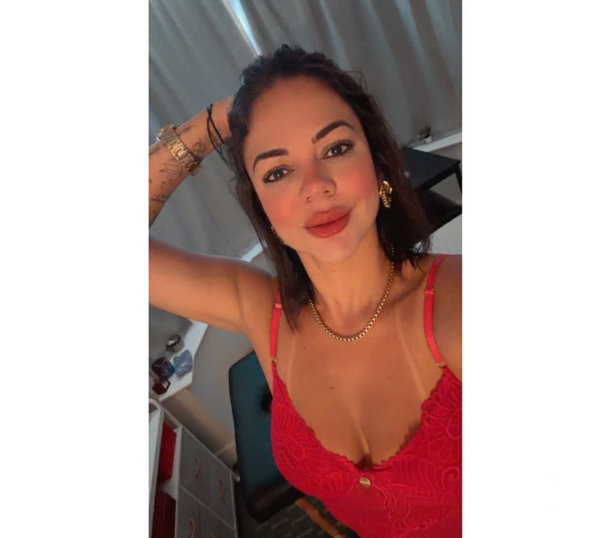 Escorts North West London Cricklewood - North West London - Photos for 🍑🇧🇷 LAURA⭐SEXY BRAZILIAN⭐MASSAGE GIRL🧡🍑