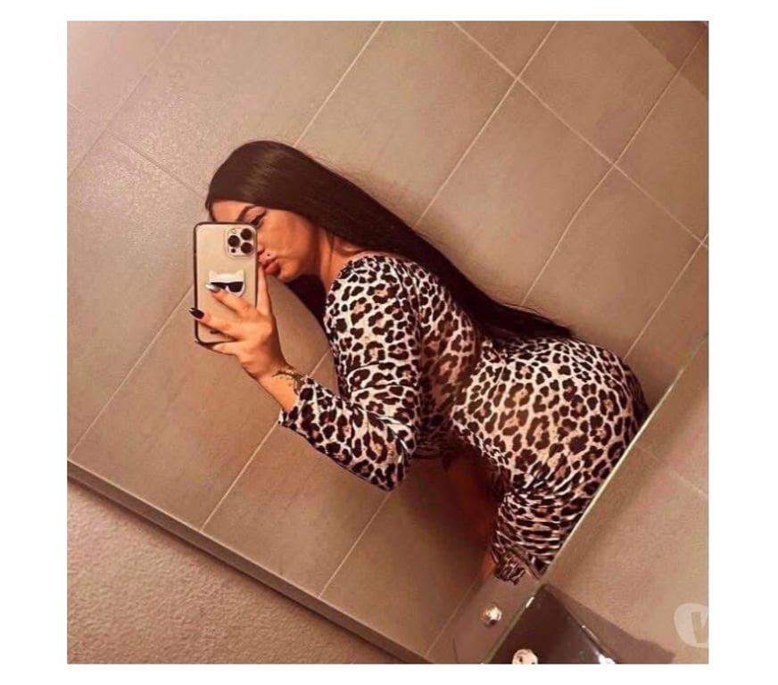 Escorts South East London Plumstead - South East London - Photos for Delia new girl in town party I’m real comfirm❤️🥰