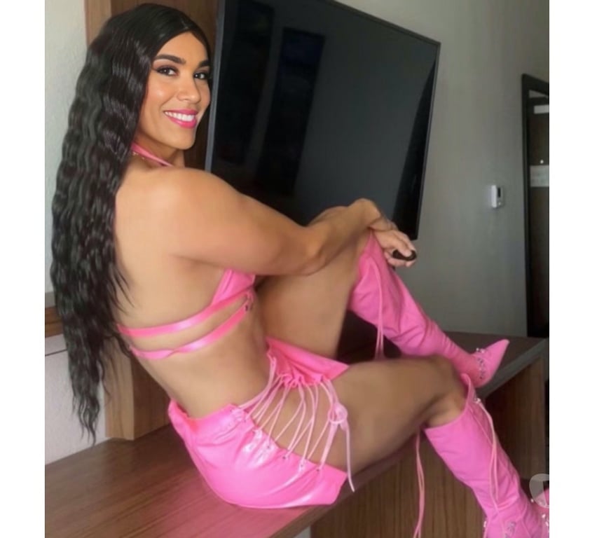 Trans Escorts East London Stratford International - DLR Station - East London - Photos for 🔥 NEW Latina TRANS Discreet Companion 🔥 BIG SURPRISE