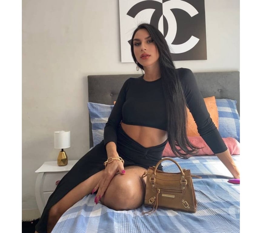 Trans Escorts Buckinghamshire Milton Keynes - Photos for SEXY HOT TS JULIE