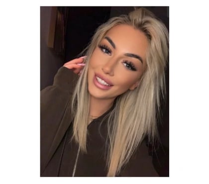 Escorts Bradford City Centre Bradford - Photos for Laura 🫦 BACK IN TOWN 😈
