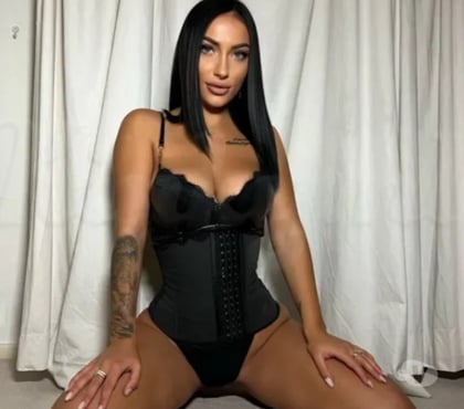 Escorts Belfast City Centre (South) Belfast - Photos for New hot girls in town full service party 🥵