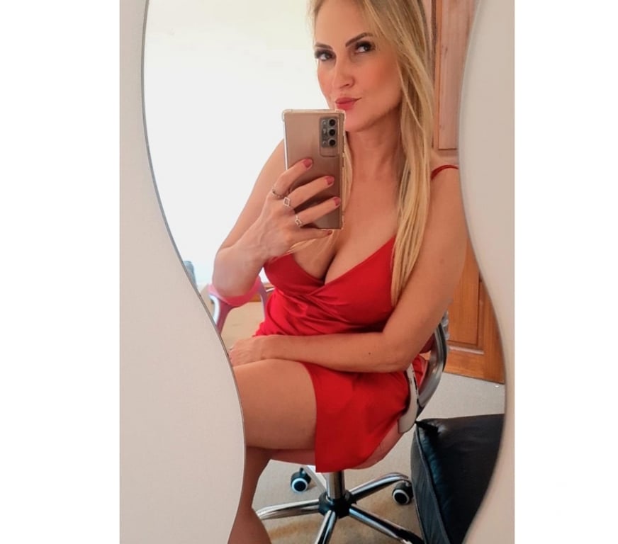 Escorts West London Acton - West London - Photos for Brazilian hot girl 🇧🇷