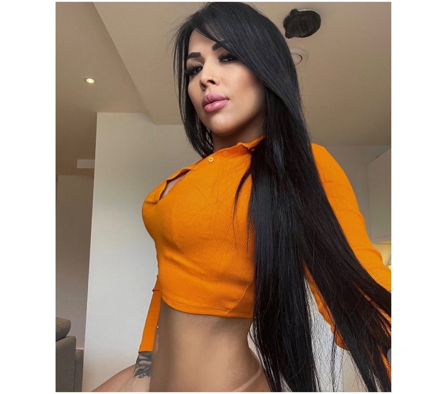 Escorts South Yorkshire Sheffield - Photos for Brazilian party 4u available in Sheffield 24hrs 🇧🇷🥳