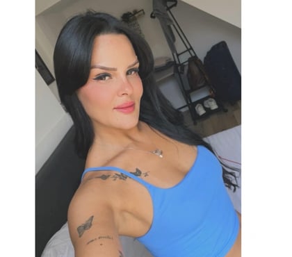 Photos for Sara🇧🇷Gfe😈🔥 Party Girl