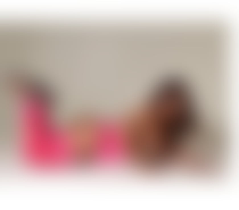 Trans Escorts Buckinghamshire Milton Keynes - Photos for Scarlett Milano companion