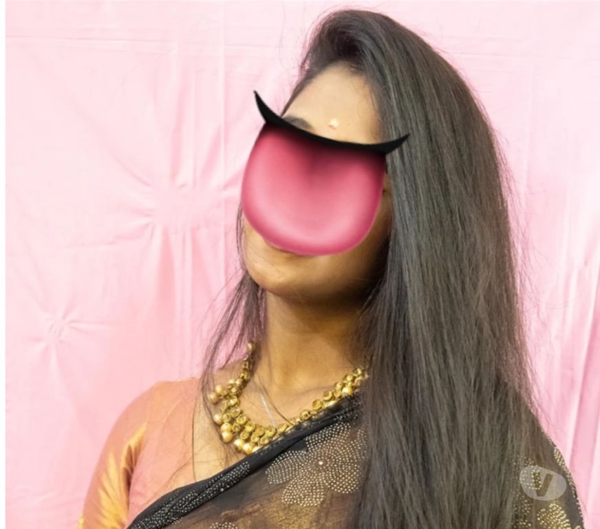 Escorts East London Redbridge - Photos for Roshini - Cool Indian girl