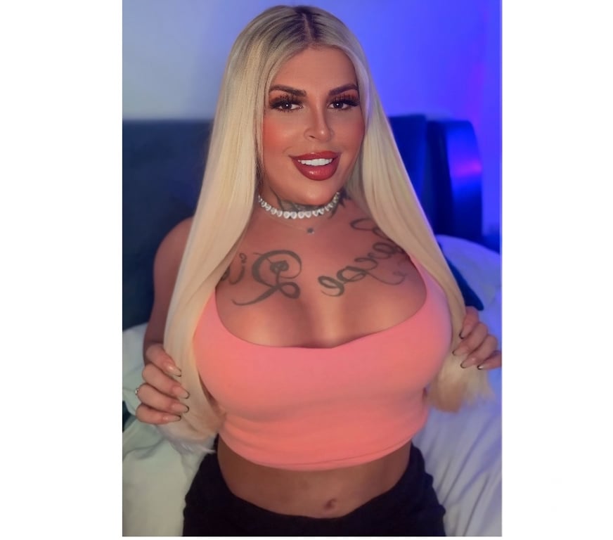 Trans Escorts Buckinghamshire Milton Keynes - Photos for Rafaella for a few days 😌😋💦🔥😈💦💦💦