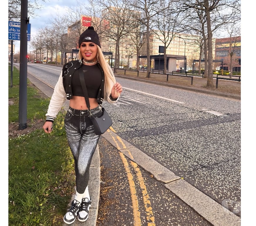Trans Escorts Buckinghamshire Milton Keynes - Photos for Rafaella for a few days 😌😋💦🔥😈💦💦💦