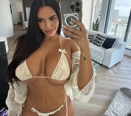 Escort Manchester Airport Manchester - Photos for Hot girl& CutexxxCute