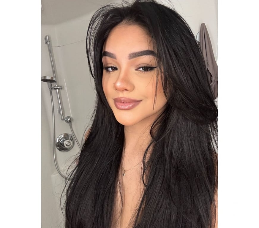 Escorts West Midlands Wolverhampton - Photos for Petite Amazonian Princess 🇧🇷🎉 Wolverhampton