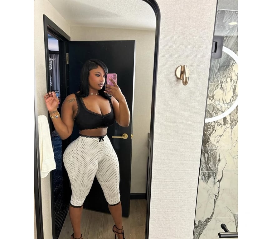 Escorts East London Bow - East London - Photos for Hottie sexy party 🔞🥂🍒