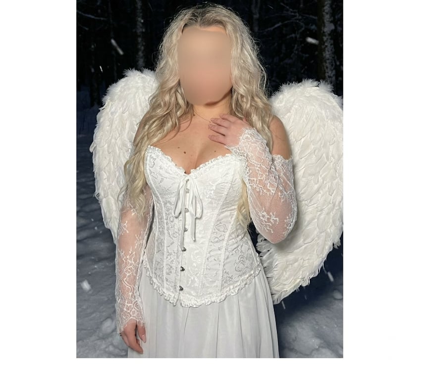 Escorts Greater Manchester Stockport - Photos for Blonde Gabriella curvy model best party choice 🥳